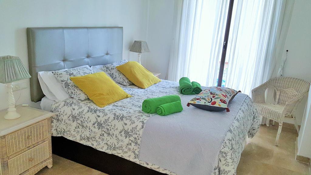 Apartamento 409 Marina Real Puerto De La Duquesa Playa Манилва Экстерьер фото